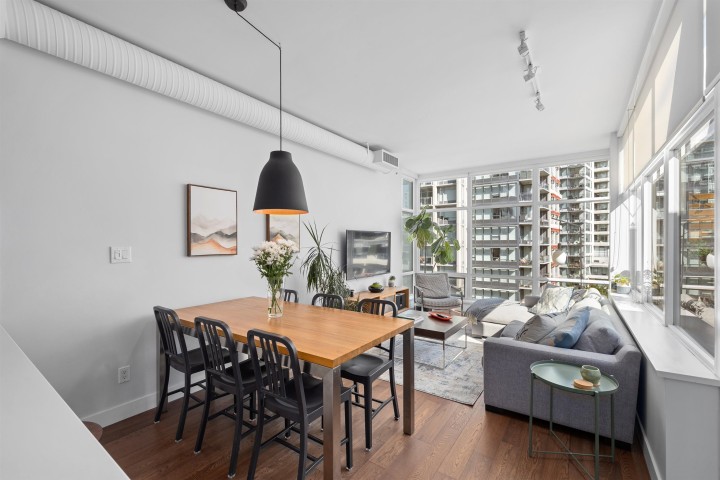 Photo 5 at 711 - 108 E 1st Avenue, Mount Pleasant VE, Vancouver West