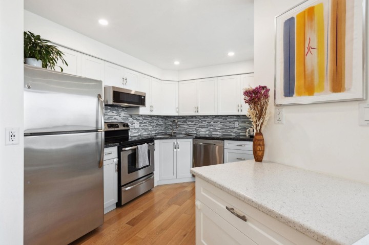 Photo 13 at 1202 - 120 W 2nd Street, Lower Lonsdale, North Vancouver