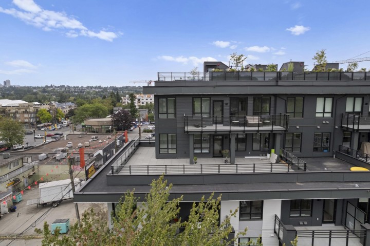 Photo 32 at 505 - 2450 Garden Drive, Grandview Woodland, Vancouver East