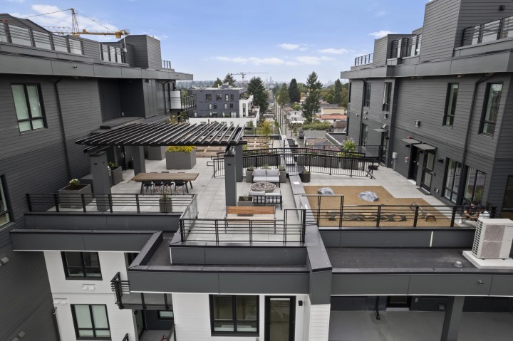 Photo 34 at 505 - 2450 Garden Drive, Grandview Woodland, Vancouver East