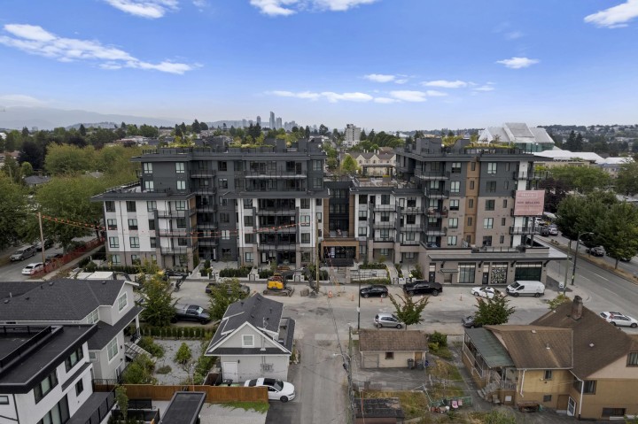 Photo 33 at 505 - 2450 Garden Drive, Grandview Woodland, Vancouver East