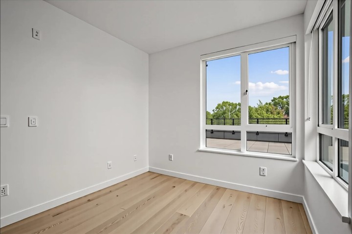 Photo 18 at 505 - 2450 Garden Drive, Grandview Woodland, Vancouver East