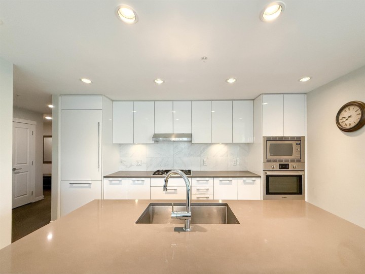 Photo 2 at 309 - 3487 Binning Road, University VW, Vancouver West