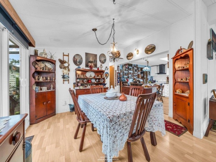 Photo 13 at 515 Tyee Court, Park Royal, West Vancouver