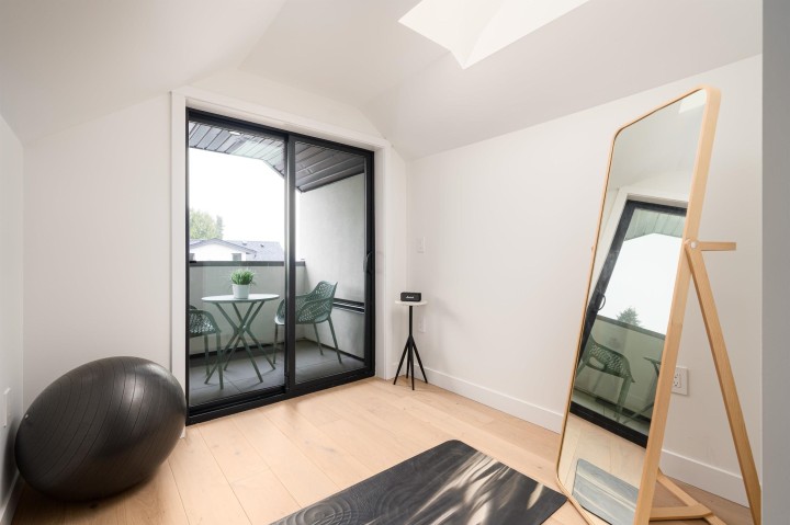 Photo 24 at 838 W 64th Avenue, Marpole, Vancouver West