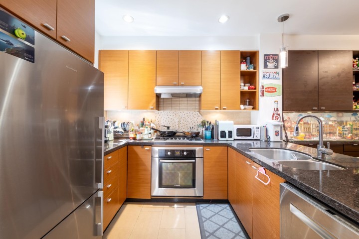 Photo 20 at 1016 W 45th Avenue, South Granville, Vancouver West