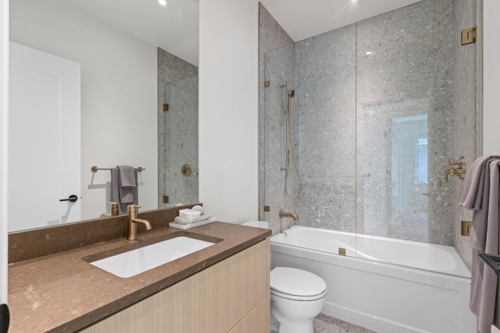 Photo 14 at 1 - 1243 E 27th Avenue, Knight, Vancouver East