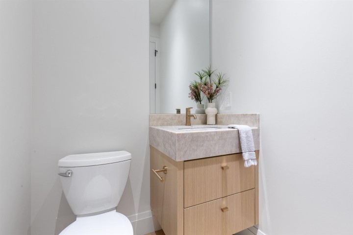 Photo 13 at 2 - 1243 E 27th Avenue, Knight, Vancouver East