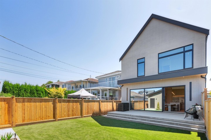 Photo 24 at 2 - 1243 E 27th Avenue, Knight, Vancouver East