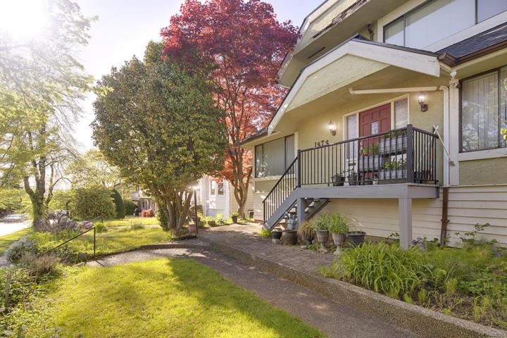 Photo 4 at 1373 W 64th Avenue, Marpole, Vancouver West