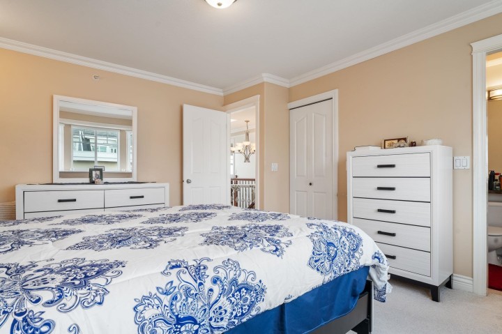 Photo 17 at 339 E 63rd Avenue, South Vancouver, Vancouver East