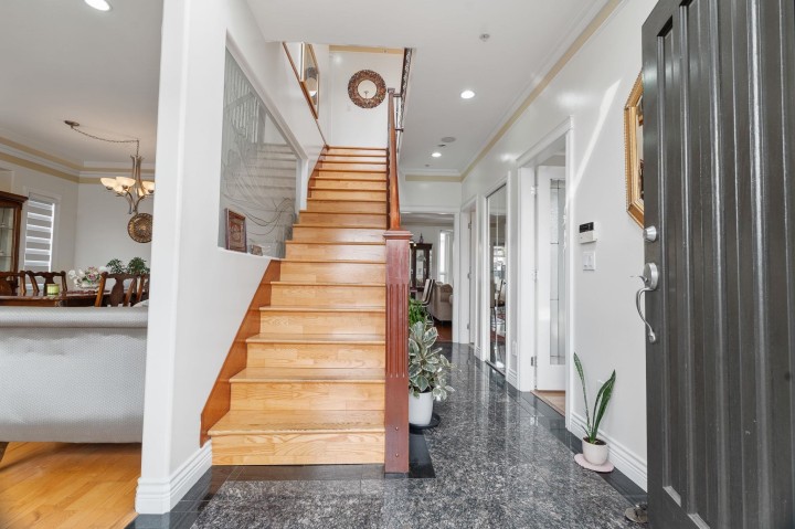 Photo 15 at 339 E 63rd Avenue, South Vancouver, Vancouver East