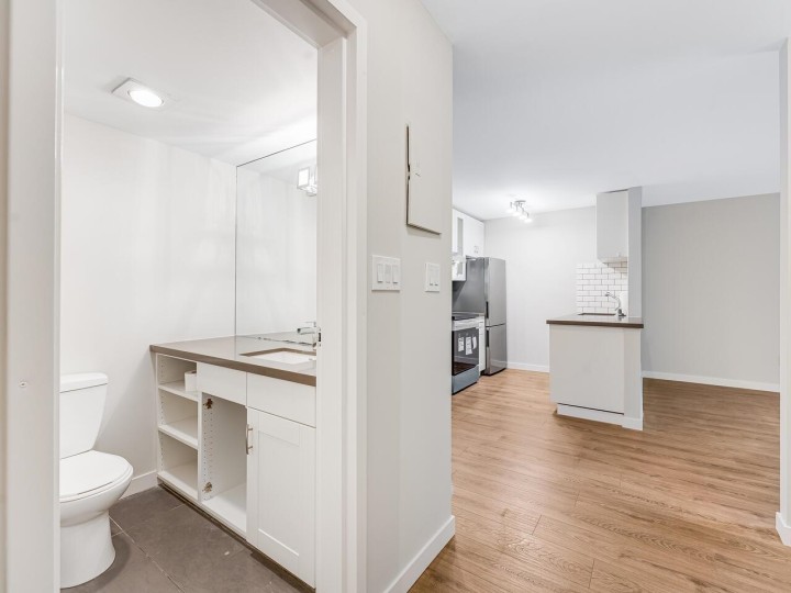 Photo 17 at 204 - 2234 Prince Albert Street, Mount Pleasant VE, Vancouver East