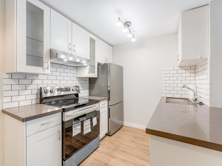 Photo 1 at 204 - 2234 Prince Albert Street, Mount Pleasant VE, Vancouver East