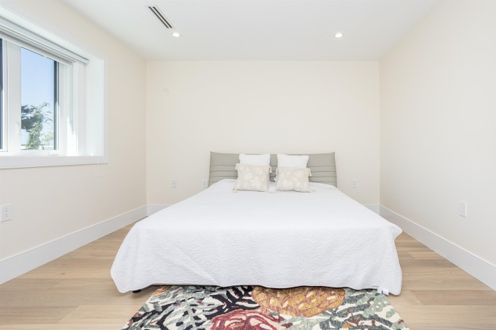 Photo 15 at 1470 W 57th Avenue, South Granville, Vancouver West