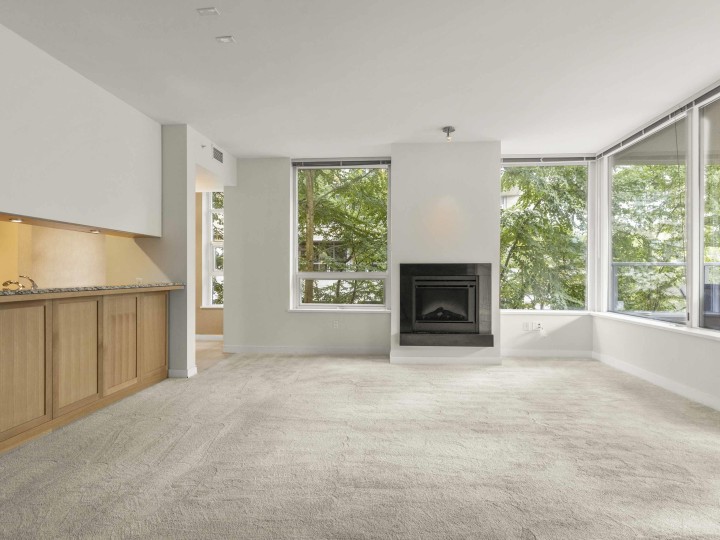 Photo 4 at 307 - 3382 Wesbrook Mall, University VW, Vancouver West