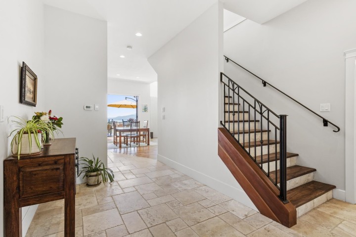 Photo 22 at 220 Panorama Road, Lions Bay, West Vancouver