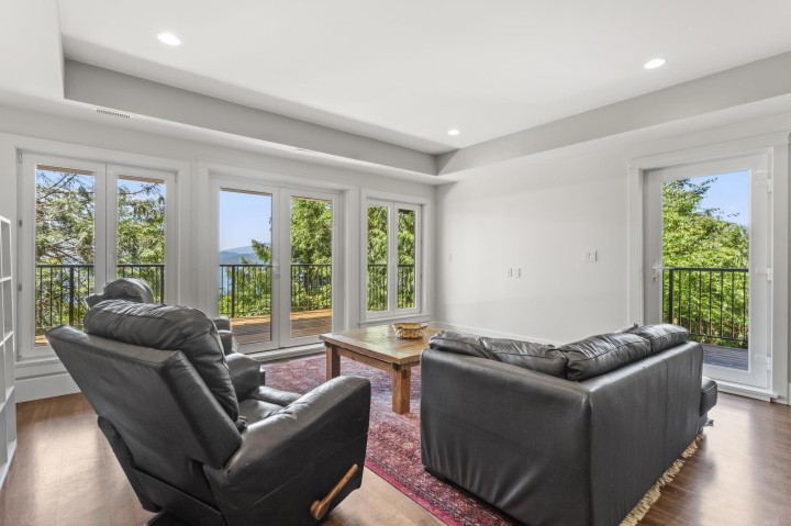 Photo 32 at 220 Panorama Road, Lions Bay, West Vancouver