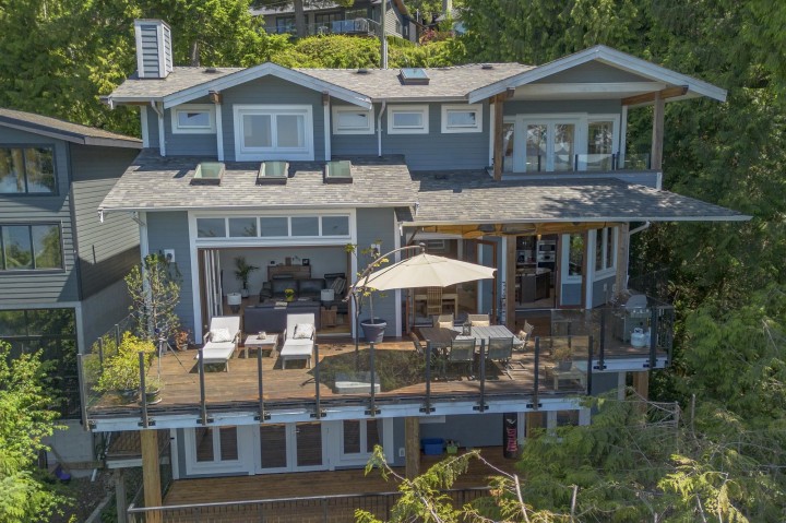 Photo 5 at 220 Panorama Road, Lions Bay, West Vancouver