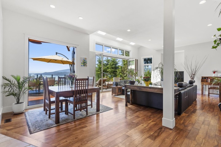 Photo 9 at 220 Panorama Road, Lions Bay, West Vancouver