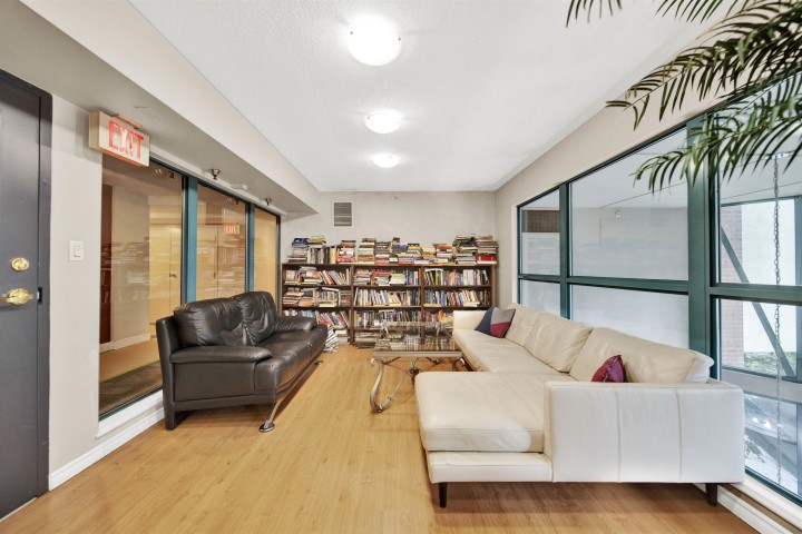 Photo 24 at 510 - 939 Homer Street, Yaletown, Vancouver West