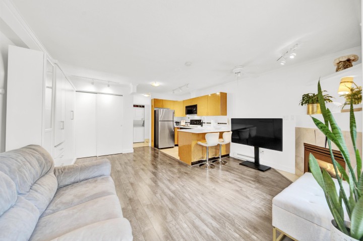 Photo 11 at 510 - 939 Homer Street, Yaletown, Vancouver West