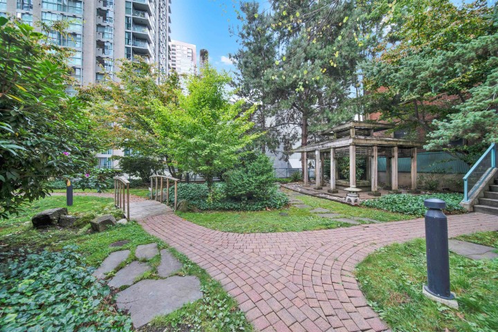 Photo 35 at 510 - 939 Homer Street, Yaletown, Vancouver West