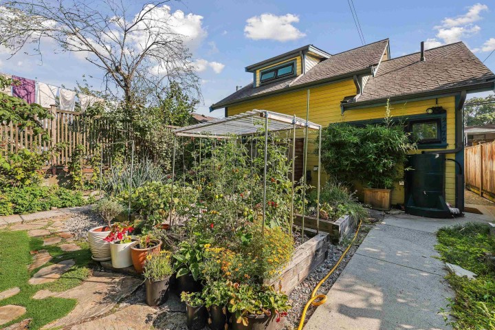 Photo 28 at 2274 E 7th Avenue, Grandview Woodland, Vancouver East