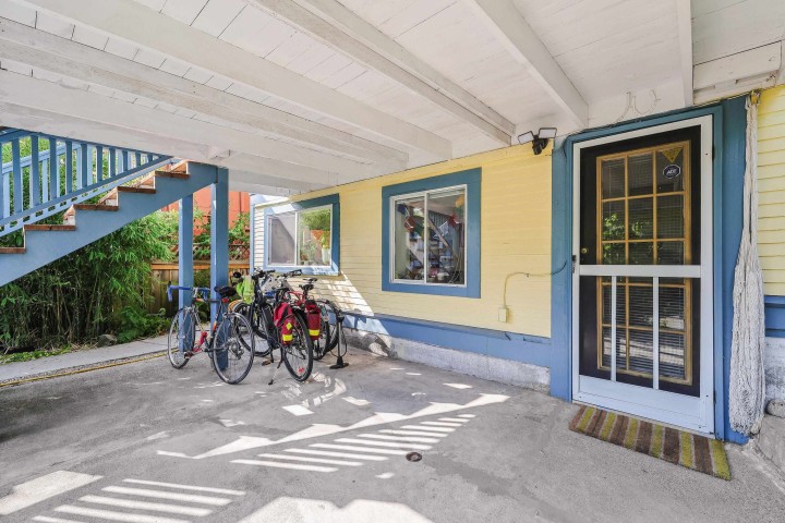 Photo 15 at 2274 E 7th Avenue, Grandview Woodland, Vancouver East