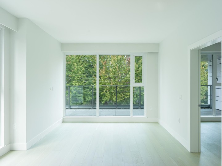 Photo 7 at 302 - 3636 W 39th Avenue, Dunbar, Vancouver West