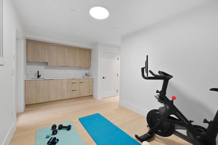 Photo 31 at 2505 W 37th Avenue, MacKenzie Heights, Vancouver West