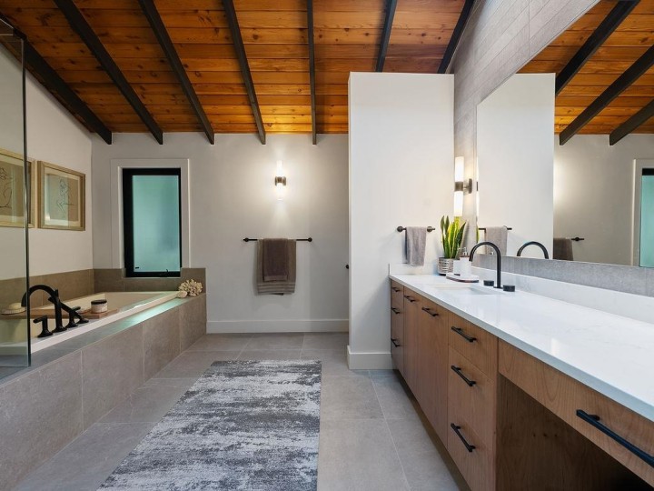 Photo 27 at 4645 Caulfeild Drive, Caulfeild, West Vancouver