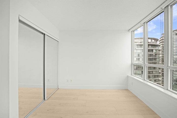 Photo 7 at 2501 - 63 Keefer Place, Downtown VW, Vancouver West