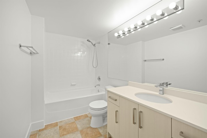 Photo 10 at 2501 - 63 Keefer Place, Downtown VW, Vancouver West