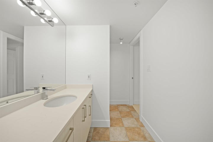 Photo 11 at 2501 - 63 Keefer Place, Downtown VW, Vancouver West