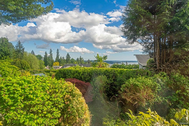 Photo 28 at 1752 Ottawa Place, Ambleside, West Vancouver