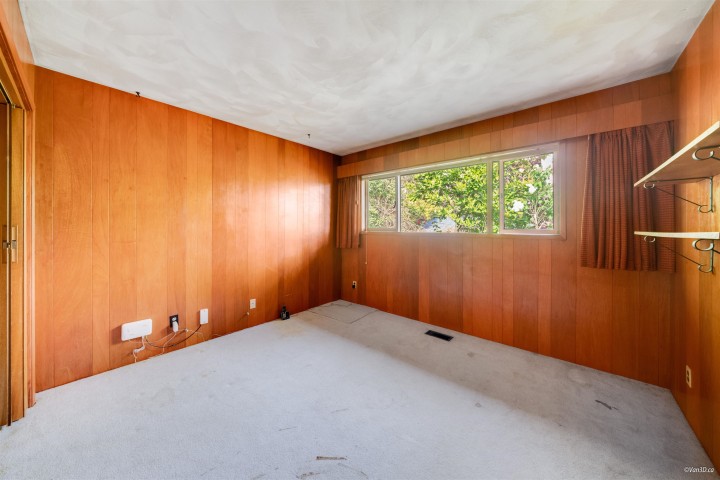 Photo 15 at 1752 Ottawa Place, Ambleside, West Vancouver