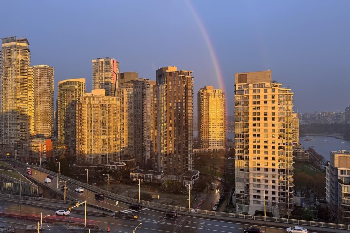 Photo 3 at 2207 - 1500 Howe Street, Yaletown, Vancouver West