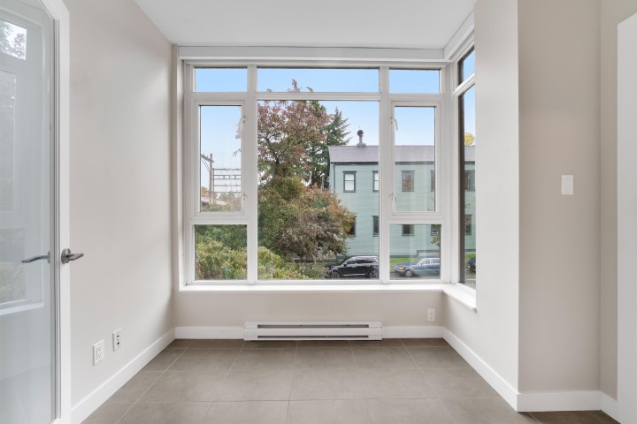 Photo 17 at 2389 Scotia Street, Mount Pleasant VE, Vancouver East