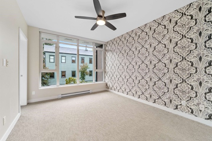 Photo 11 at 2389 Scotia Street, Mount Pleasant VE, Vancouver East