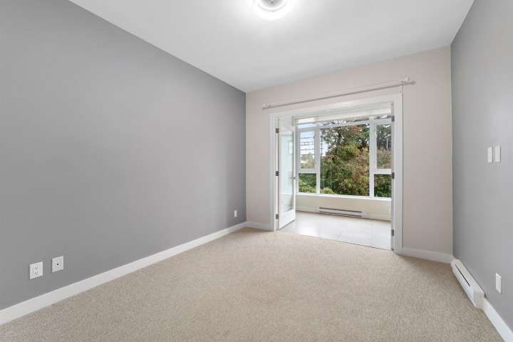 Photo 19 at 2389 Scotia Street, Mount Pleasant VE, Vancouver East