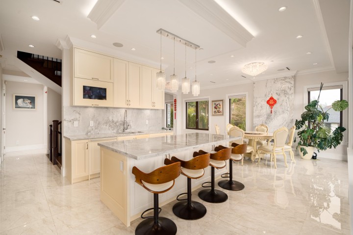 Photo 12 at 1410 Mathers Avenue, Ambleside, West Vancouver