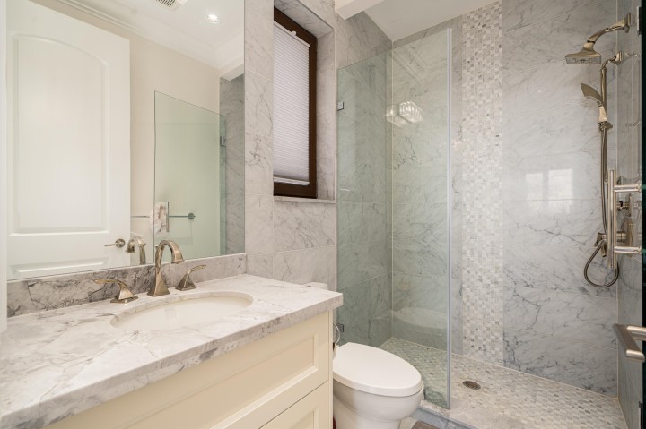 Photo 26 at 1410 Mathers Avenue, Ambleside, West Vancouver