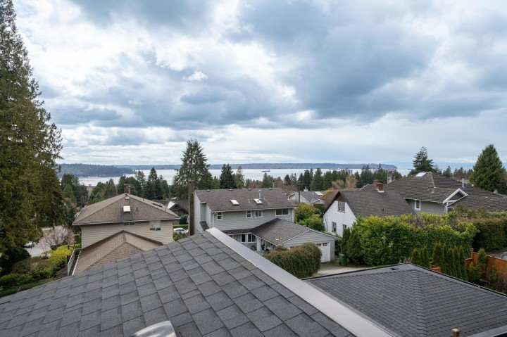 Photo 20 at 1410 Mathers Avenue, Ambleside, West Vancouver