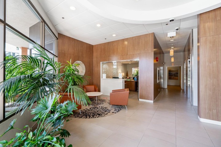 Photo 25 at 1402 - 1625 Hornby Street, Yaletown, Vancouver West