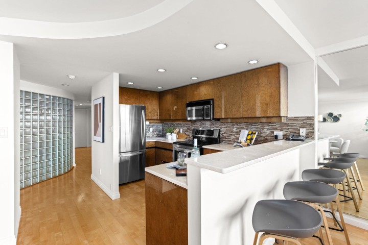 Photo 20 at 503 - 1995 Beach Avenue, West End VW, Vancouver West