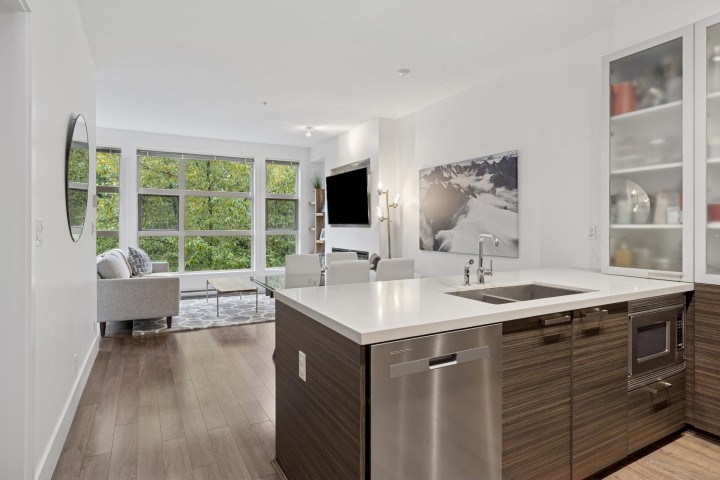 Photo 16 at 406 - 3606 Aldercrest Drive, Roche Point, North Vancouver