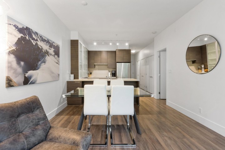 Photo 10 at 406 - 3606 Aldercrest Drive, Roche Point, North Vancouver