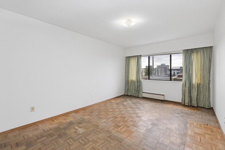 Photo 9 at 211 - 155 E 5th Street, Lower Lonsdale, North Vancouver