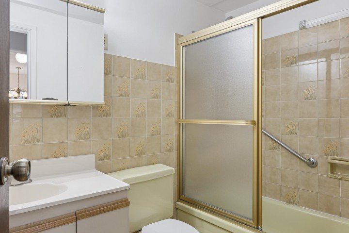 Photo 14 at 211 - 155 E 5th Street, Lower Lonsdale, North Vancouver